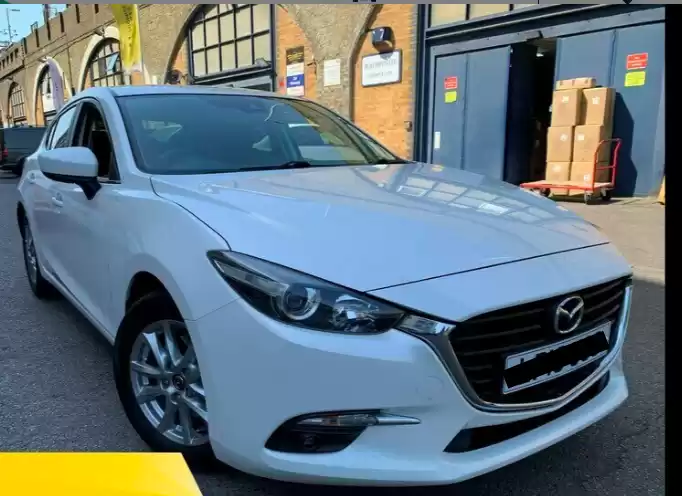 Kullanılmış Mazda Mazda3 Satılık içinde Londra , Büyük-Londra , İngiltere #30694 - 1  image 