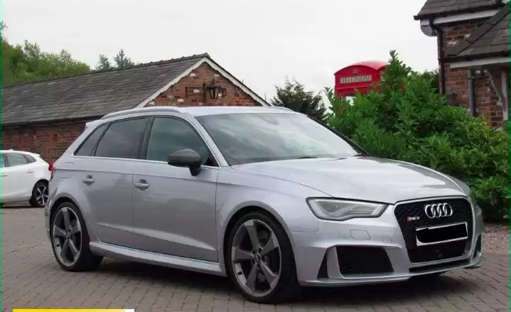 Использовал Audi RS 3 Продается в Большой Лондон , Англия #30704 - 1  image 
