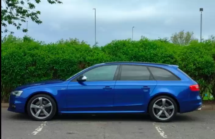 Gebraucht Audi A4 Zu verkaufen in London , Großbezirk London , England #30847 - 1  image 