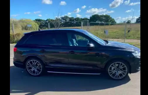 Kullanılmış Audi Q7 Satılık içinde Londra , Büyük-Londra , İngiltere #31069 - 1  image 