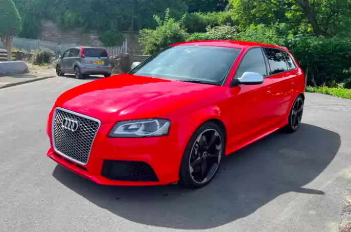 Utilisé Audi RS 3 À vendre au Grand-Londres , Angleterre #31083 - 1  image 