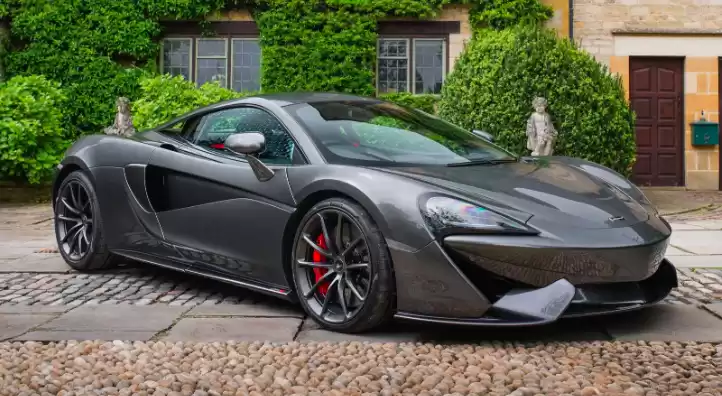 Used Mclaren 570S For Sale in Greater-London , England #31145 - 1  image 