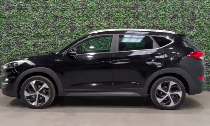 Utilisé Hyundai Tucson À vendre au Londres , Grand-Londres , Angleterre #31214 - 1  image 