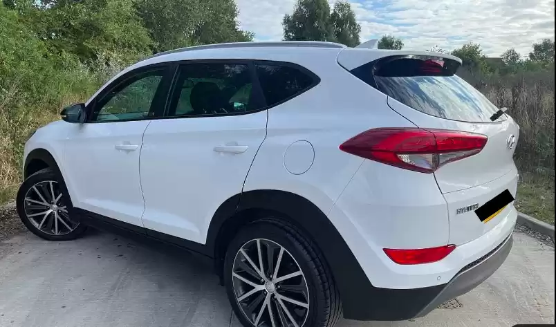 Utilisé Hyundai Tucson À vendre au Londres , Grand-Londres , Angleterre #31266 - 1  image 