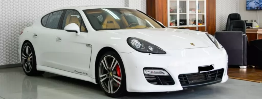 Utilisé Porsche Panamera À vendre au Dubai #31387 - 1  image 