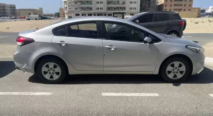 Utilisé Kia Cerato À vendre au Dubai #31499 - 1  image 