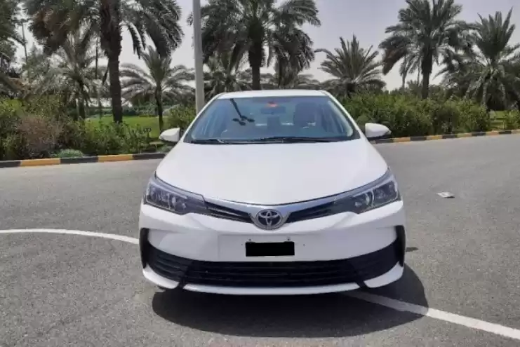 Gebraucht Toyota Corolla Zu verkaufen in Dubai #31575 - 1  image 