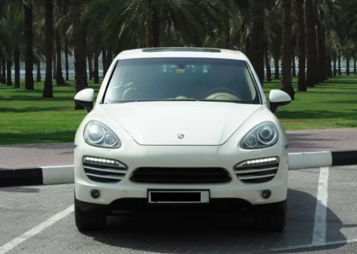 مستعملة Porsche Cayenne للبيع في دبي #31875 - 1  صورة 