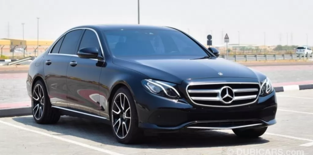 Использовал Mercedes-Benz 3000 (BT7-BT8) Продается в Дубай #31877 - 1  image 