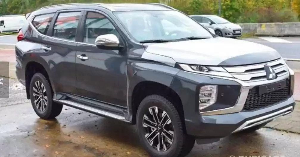 Использовал Mitsubishi Montero Продается в Дубай #31901 - 1  image 