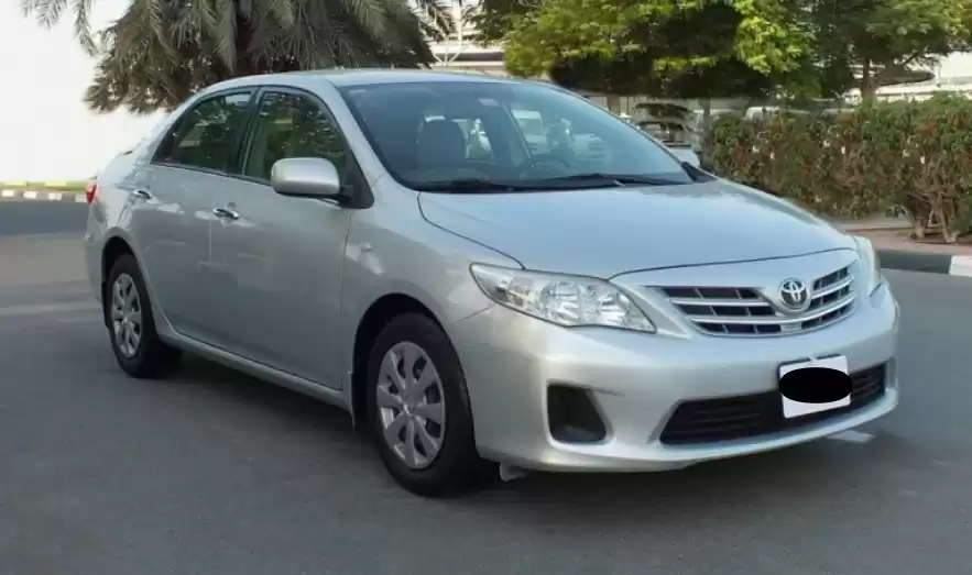 Использовал Toyota Corolla Продается в Дубай #31906 - 1  image 