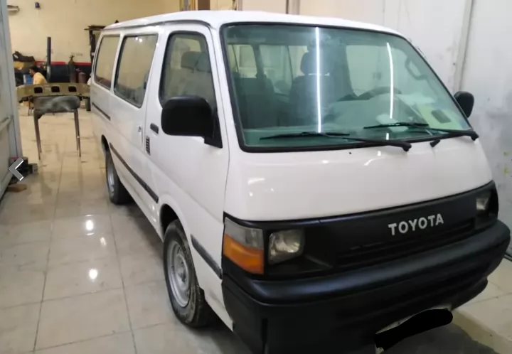 Utilisé Toyota Hiace À vendre au Dubai #31919 - 1  image 