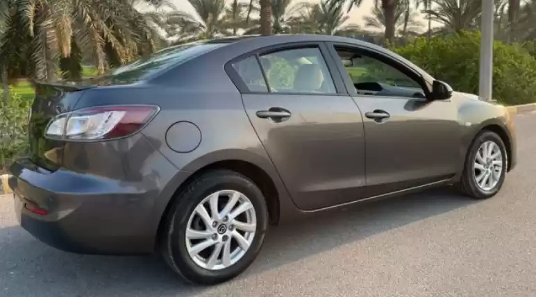 مستعملة Mazda Mazda3 للبيع في دبي #32018 - 1  صورة 