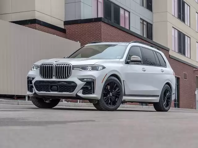 Used BMW X7 For Sale in Rumeilah , Doha #32982 - 1  image 