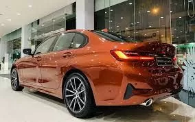 Gebraucht BMW 320 Zu verkaufen in Abu Dhabi #33880 - 1  image 