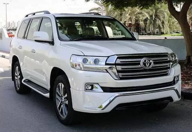 Nuevo Toyota FJ Cruiser Venta en SEGUNDO PARQUE DE INVERSIONES DE DUBAI , Dubái #34155 - 1  image 
