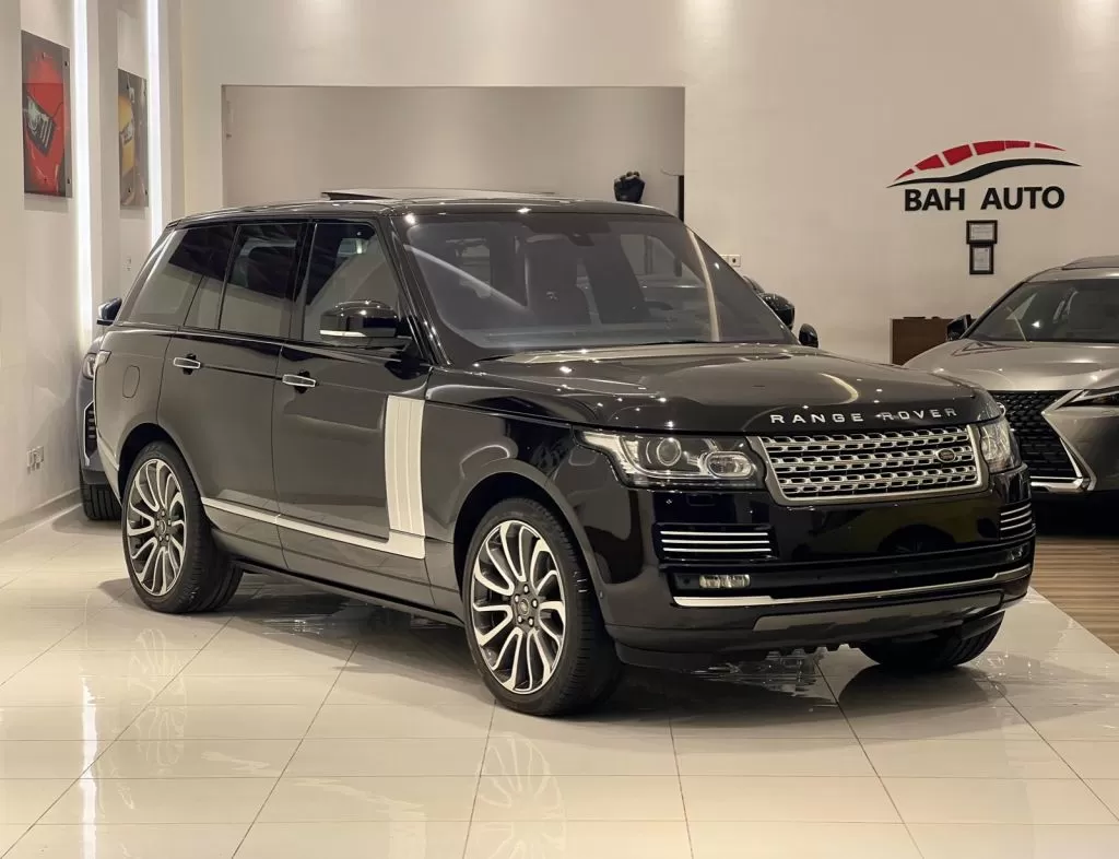 Used Land Rover Range Rover SUV For Sale in Ar Rifa , Southern Governorate #34269 - 1  image 