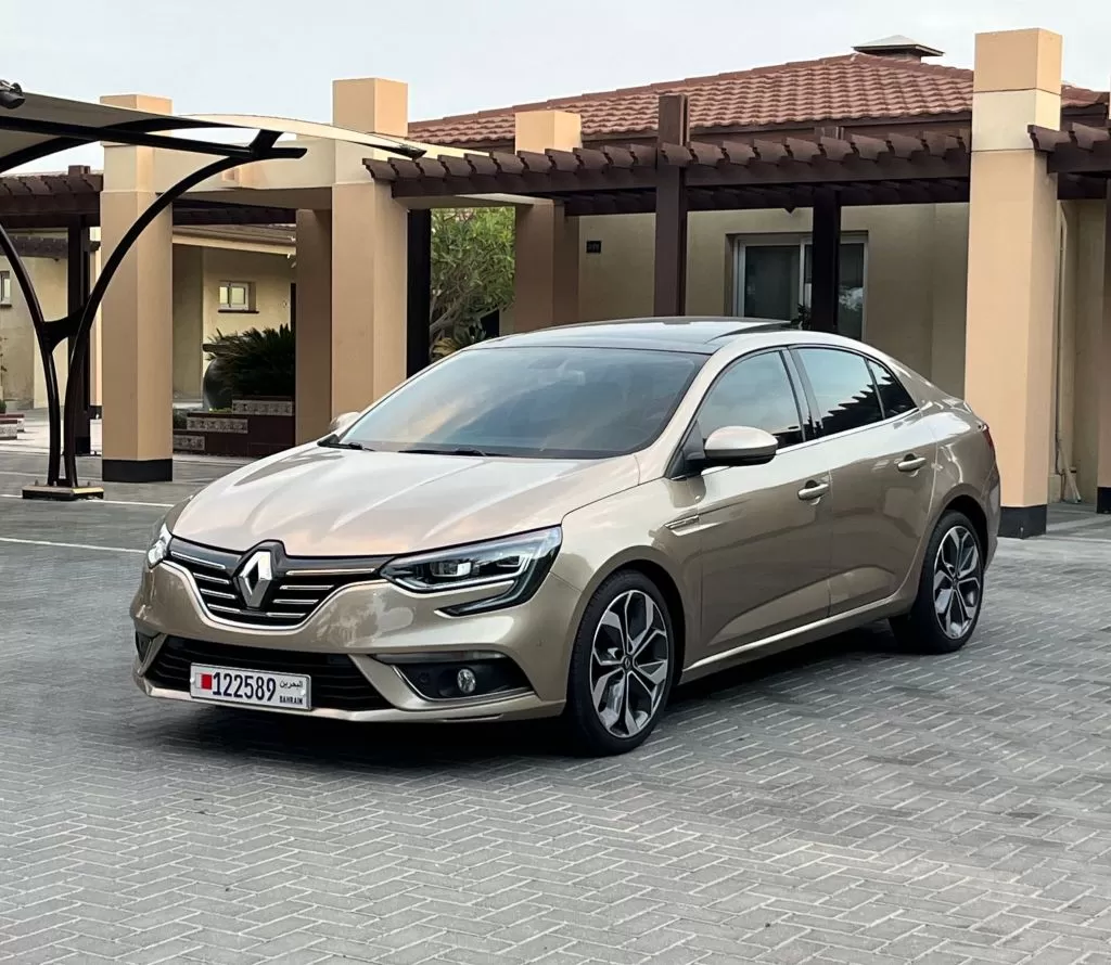 Used Renault Unspecified For Sale in Ar Rifa , Southern Governorate #34287 - 1  image 