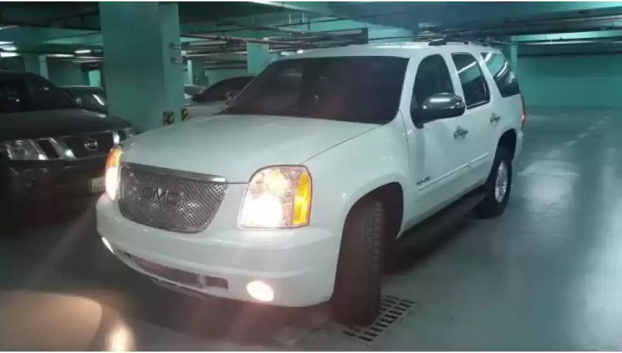 Used GMC Unspecified For Sale in Al Sadd , Doha #6169 - 1  image 