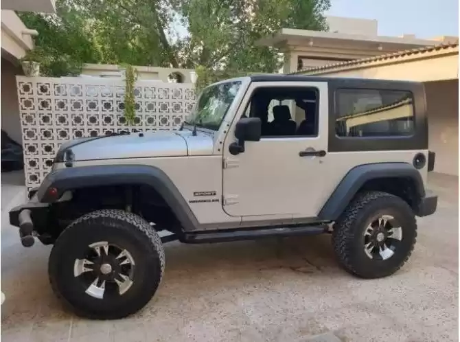 استفاده شده Jeep Unspecified برای فروش که در دوحه #6399 - 1  image 