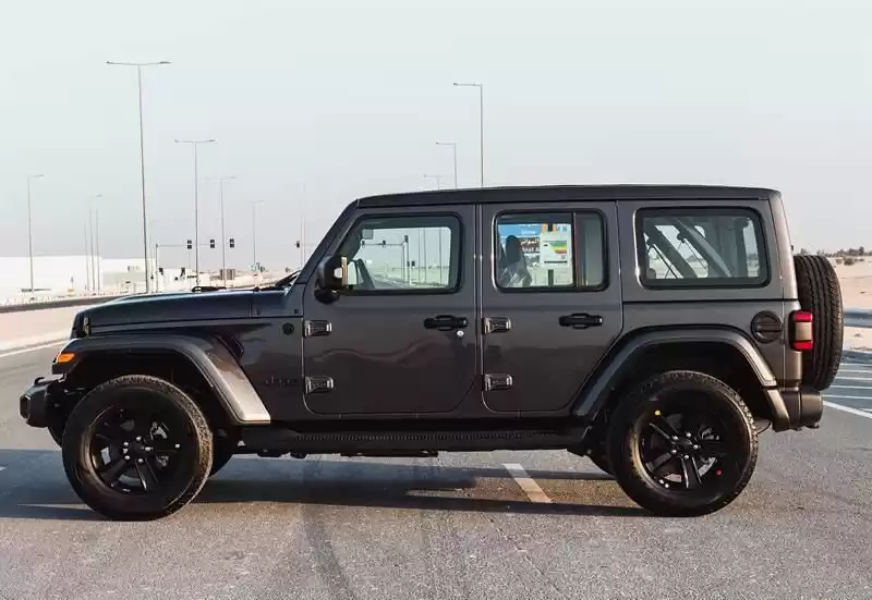 مستعملة Jeep Unspecified للبيع في الدوحة #6425 - 1  صورة 