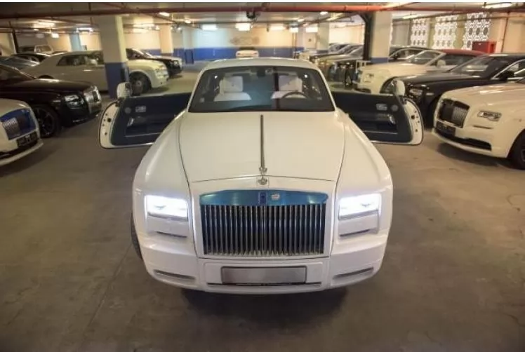 جديدة Rolls-Royce Unspecified للبيع في الدوحة #6434 - 1  صورة 
