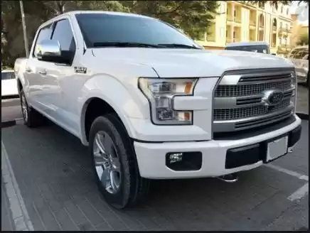 مستعملة Ford Unspecified للبيع في الدوحة #6781 - 1  صورة 