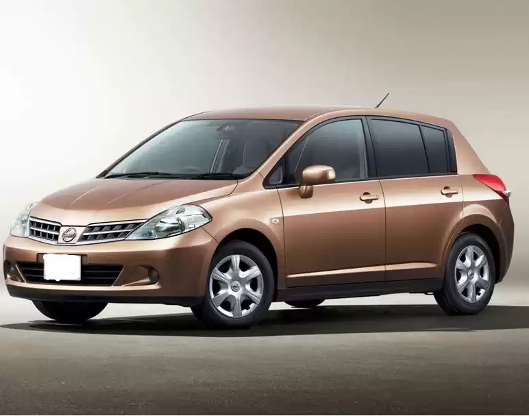 Использовал Nissan Tiida Продается в Доха #6845 - 1  image 
