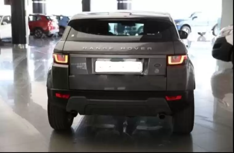 Gebraucht Land Rover Unspecified Zu verkaufen in Doha #6893 - 1  image 