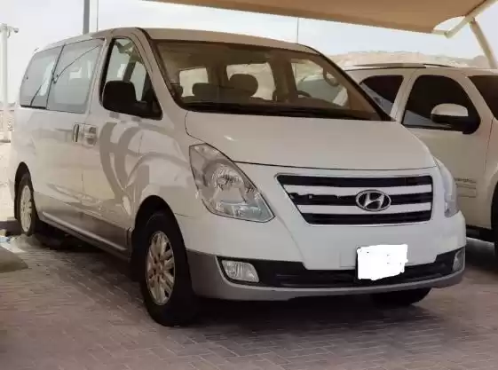 Utilisé Hyundai Unspecified À vendre au Doha #6903 - 1  image 