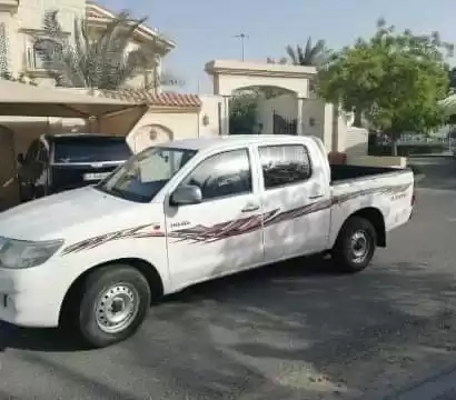 Used Toyota Hilux For Sale in Al Sadd , Doha #7178 - 1  image 