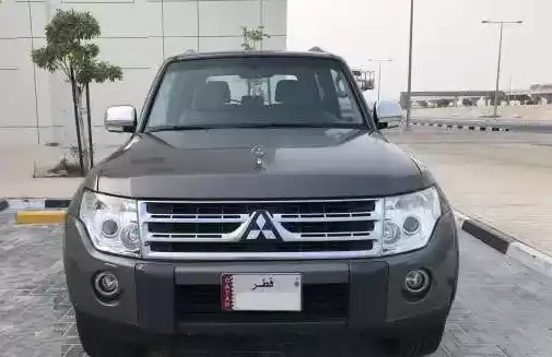 Использовал Mitsubishi Pajero Продается в Аль-Садд , Доха #7402 - 1  image 
