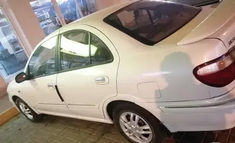 用过的 Nissan Sunny 出售 在 萨德 , 多哈 #7440 - 1  image 