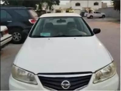 Использовал Nissan Sunny Продается в Доха #7508 - 1  image 