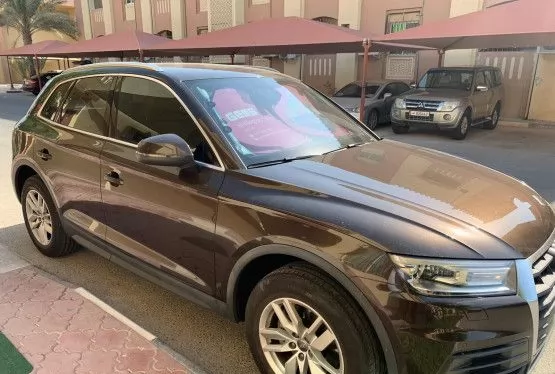 用过的 Audi Q5 出售 在 萨德 , 多哈 #7815 - 1  image 