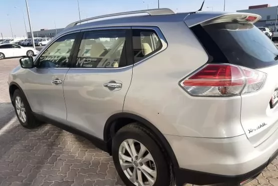 Used Nissan X-Trail For Sale in Doha-Qatar #8001 - 7  image 