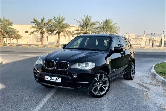 Gebraucht BMW X5 Zu verkaufen in Al Sadd , Doha #8051 - 1  image 