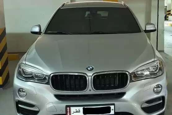 Gebraucht BMW X6 Zu verkaufen in Al Sadd , Doha #8071 - 1  image 