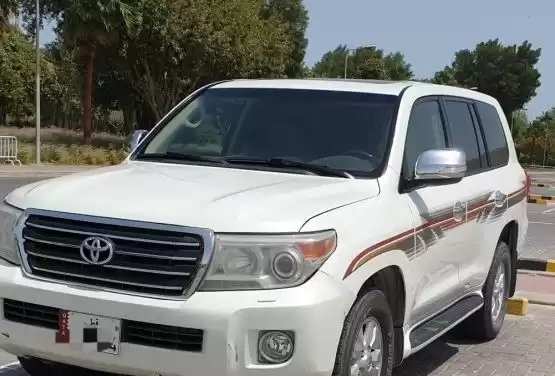 Использовал Toyota Land Cruiser Продается в Аль-Садд , Доха #8150 - 1  image 