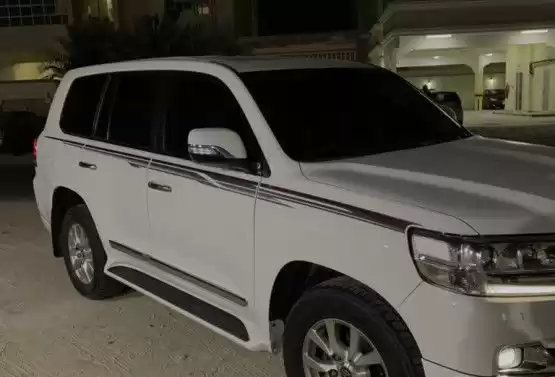 Использовал Toyota Land Cruiser Продается в Аль-Садд , Доха #8152 - 1  image 