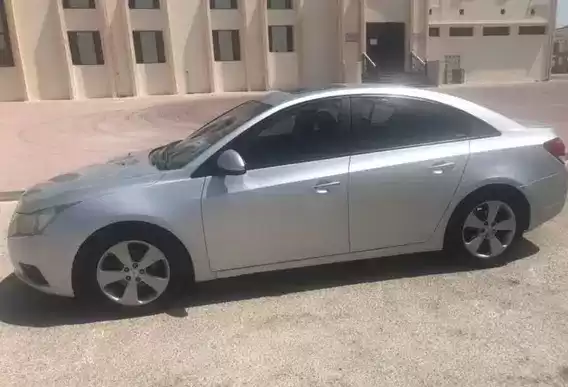 Usado Chevrolet Cruze Venta en al-sad , Doha #8163 - 1  image 