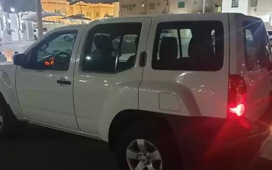 Utilisé Nissan Xterra À vendre au Al-Sadd , Doha #8216 - 1  image 