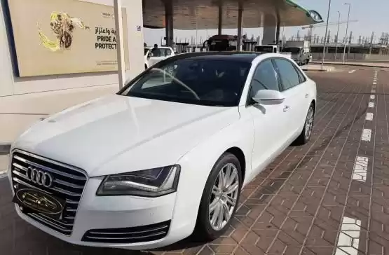 Использовал Audi A8 Продается в Доха #8272 - 1  image 
