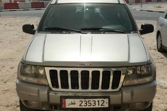 Использовал Jeep Cherokee Продается в Аль-Садд , Доха #8300 - 1  image 