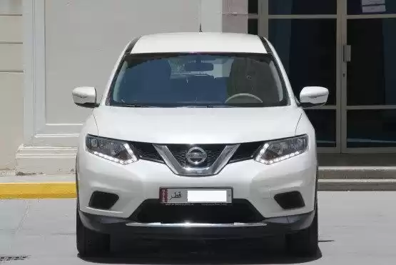 Used Nissan X-Trail For Sale in Al Sadd , Doha #8348 - 1  image 