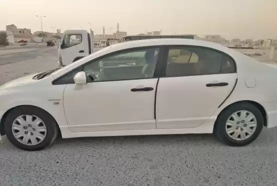 Usado Honda Civic Venta en Doha #8358 - 1  image 