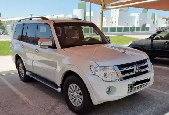 Использовал Mitsubishi Pajero Продается в Аль-Садд , Доха #8371 - 1  image 