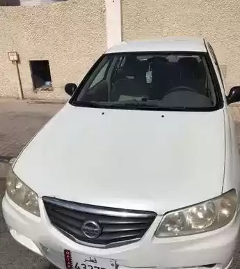 مستعملة Nissan Sunny للبيع في الدوحة #8399 - 1  صورة 