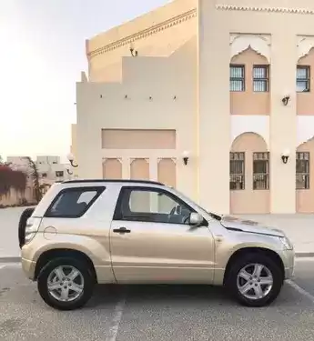 Kullanılmış Suzuki Grand Vitara Satılık içinde Al Sadd , Doha #8404 - 1  image 