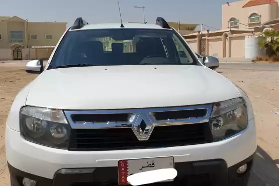 Used Renault Unspecified For Sale in Al Sadd , Doha #8424 - 1  image 
